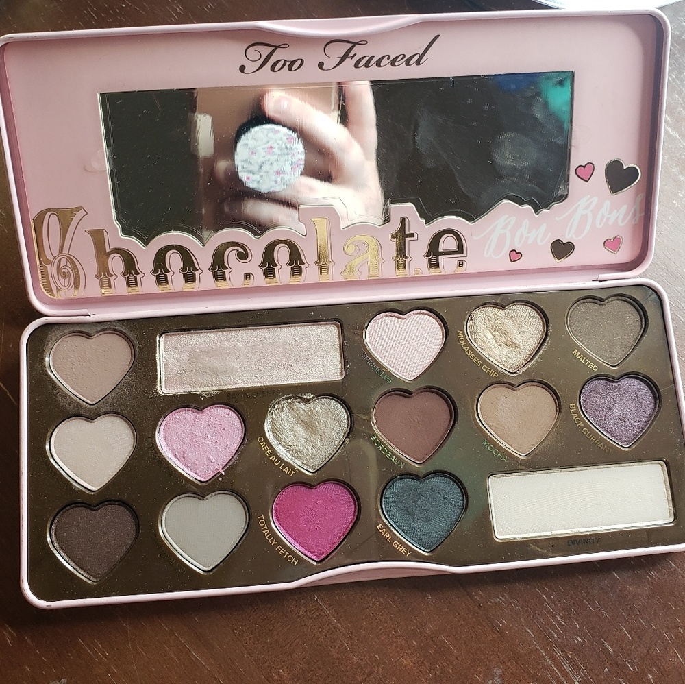Too Faced Chocolate Bon Bon pallet